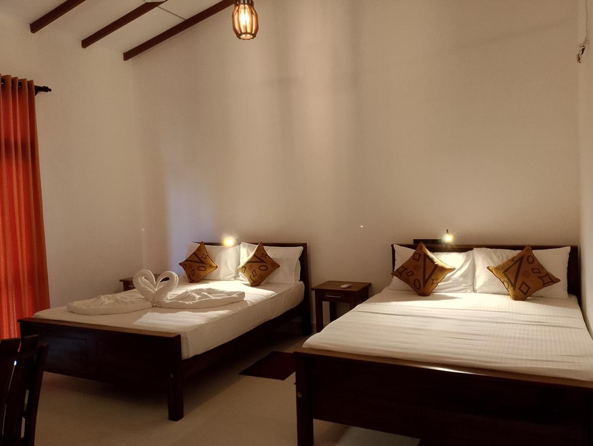 Malindu Yala Gate Hotel Тисамахарама Екстериор снимка